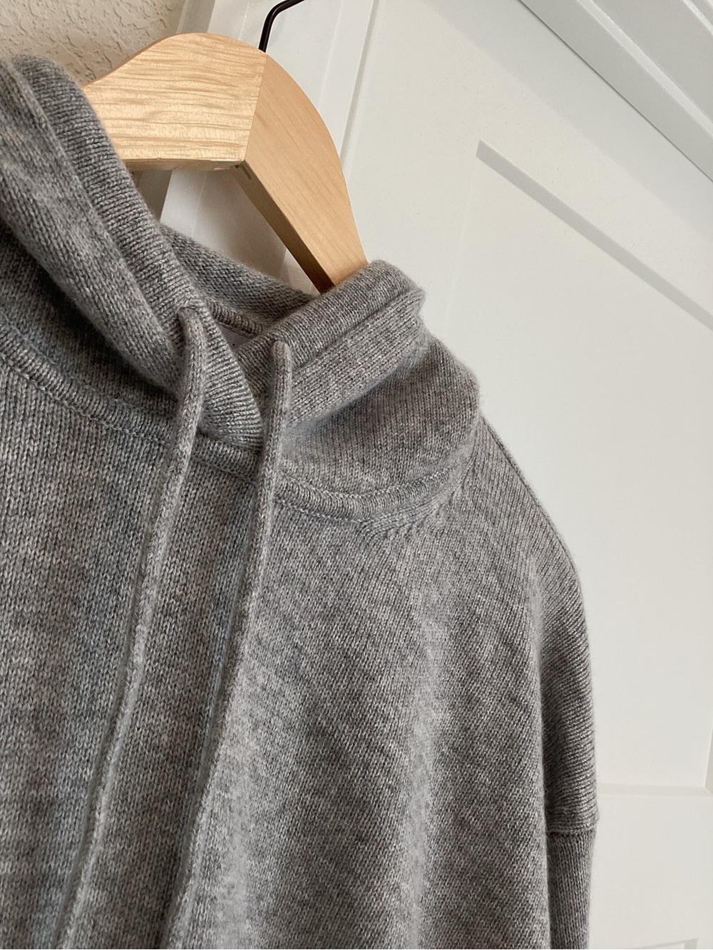 Athleta Alpine Cashmere Blend Cropped Hooded Sweater Small Gray - Picture 8 of 16